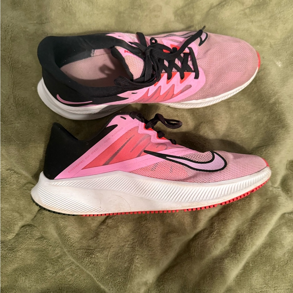 Nike Women's Athletic Shoes in Pink and Black